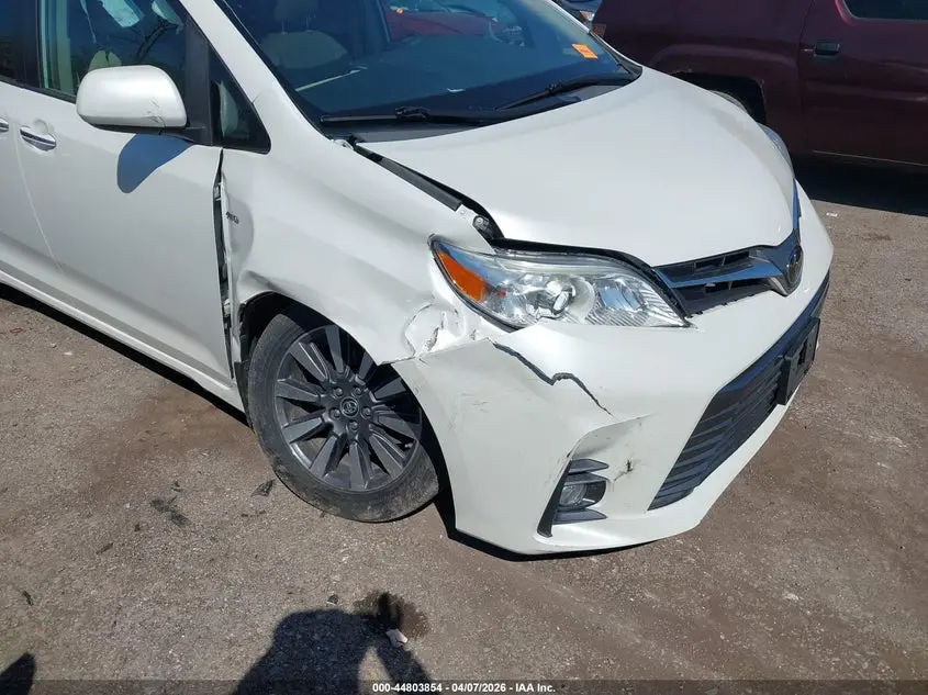 2019 TOYOTA SIENNA XLE 7 PASSENGER