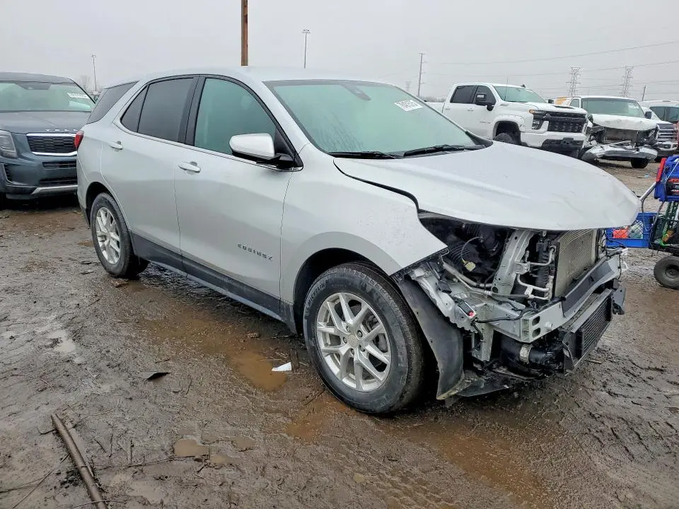 2022 CHEVROLET EQUINOX LT  