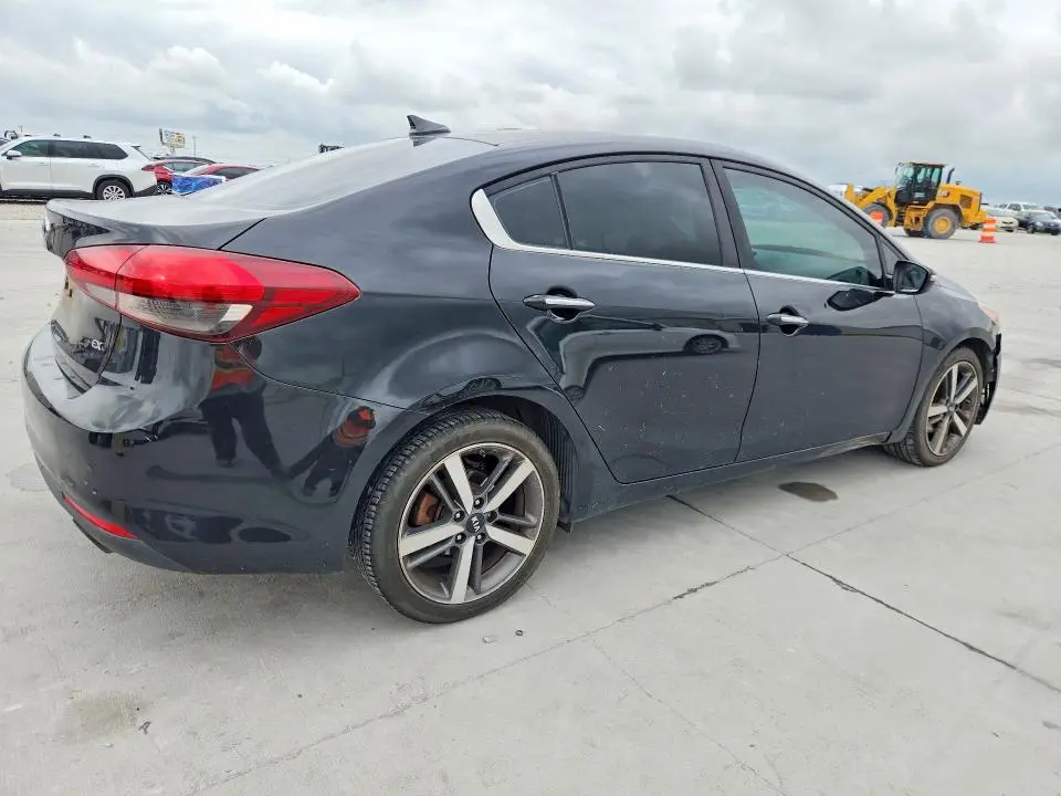 2017 KIA FORTE EX  