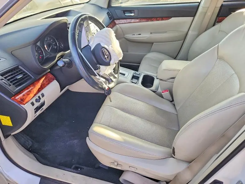 2011 SUBARU OUTBACK 3.6R LIMITED  