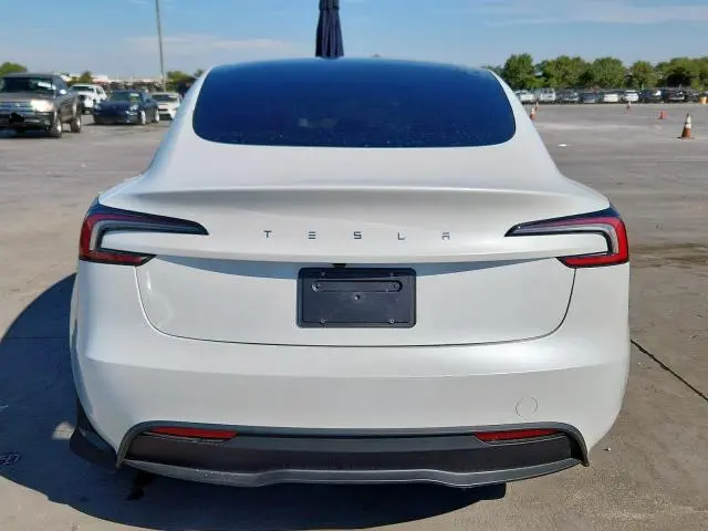 2024 TESLA MODEL 3   