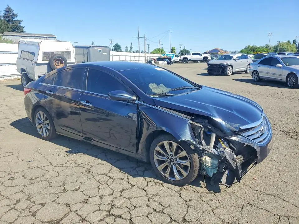 2011 HYUNDAI SONATA SE  