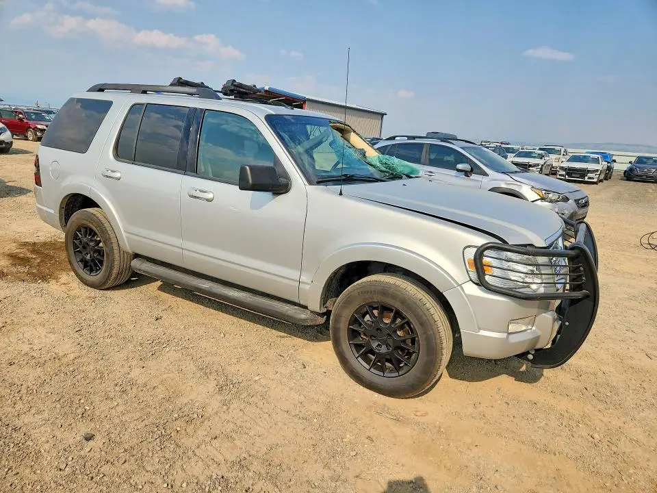 2010 FORD EXPLORER XLT  