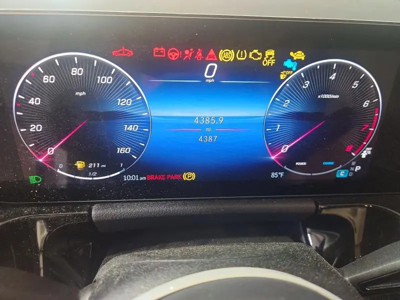 2025 MERCEDES-BENZ GLA 250 4MATIC  