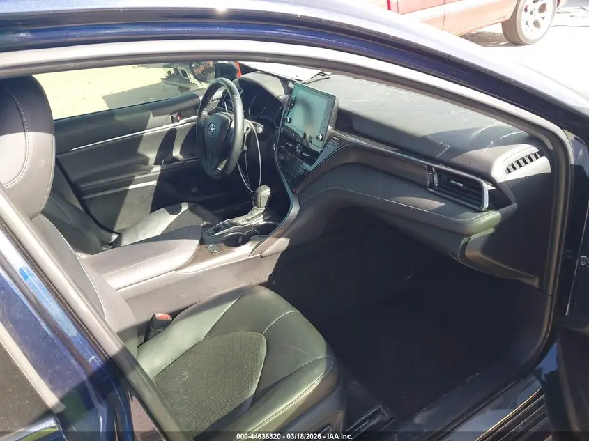 2022 TOYOTA CAMRY XSE