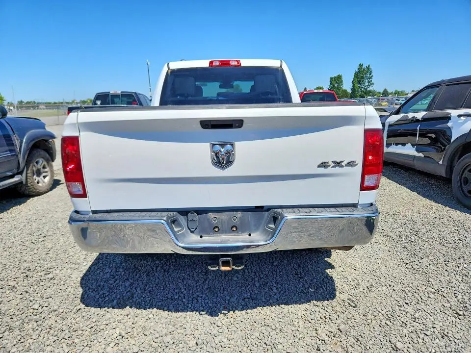 2015 RAM 1500 ST  