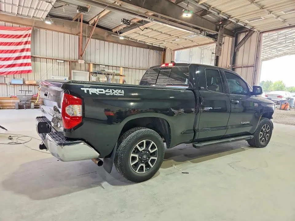 2020 TOYOTA TUNDRA SR5  