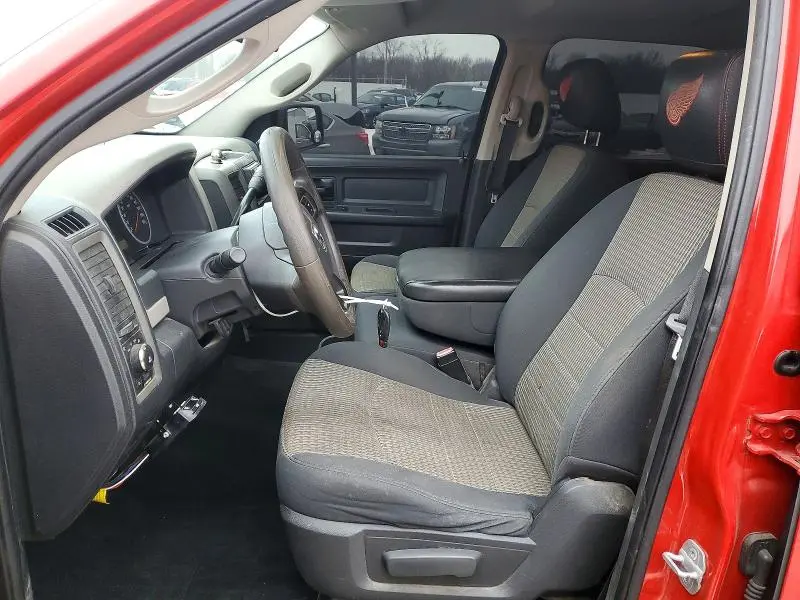 2012 DODGE RAM 1500 ST  