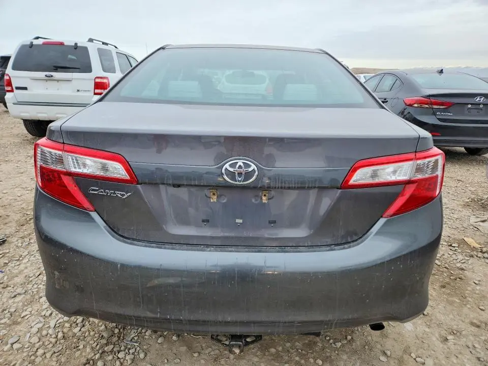 2014 TOYOTA CAMRY   