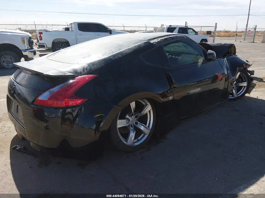 2013 NISSAN 370Z  