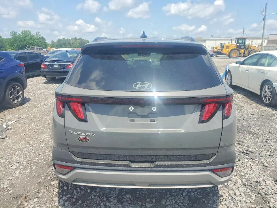2025 HYUNDAI TUCSON SEL  