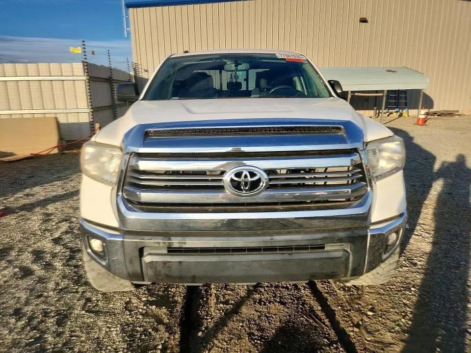 2017 TOYOTA TUNDRA DOUBLE CAB SR  