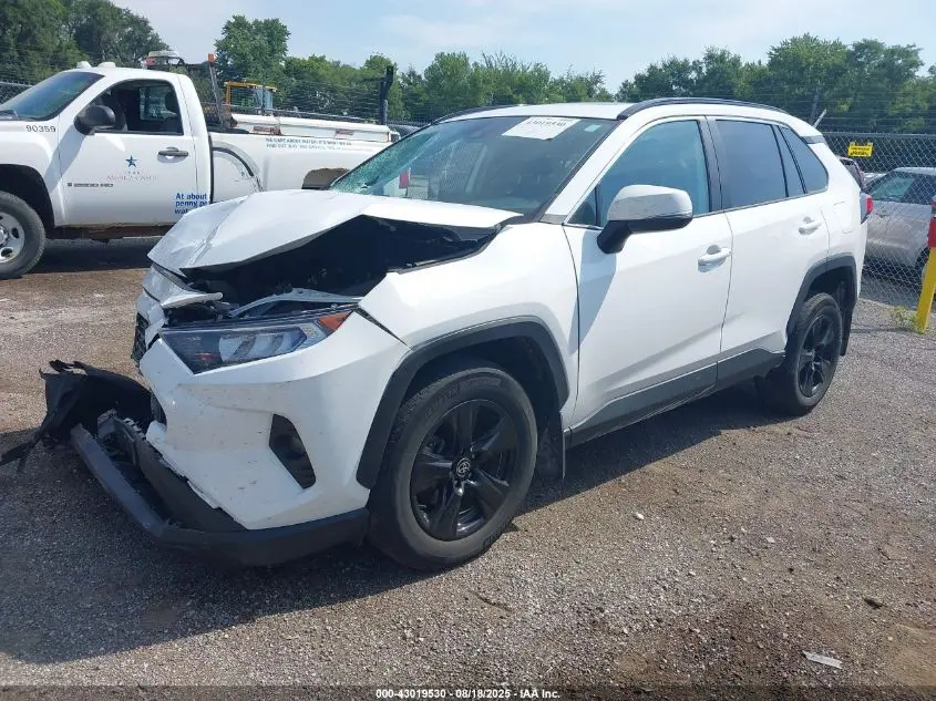 2021 TOYOTA RAV4 XLE