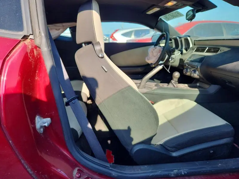 2011 CHEVROLET CAMARO LT  