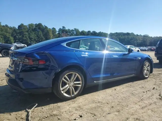 2015 TESLA MODEL S   