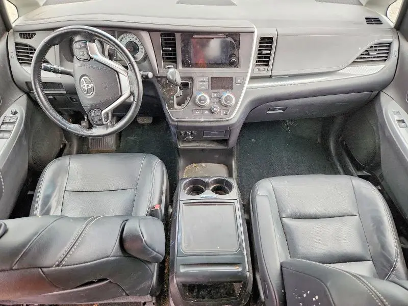 2015 TOYOTA SIENNA SPORT  