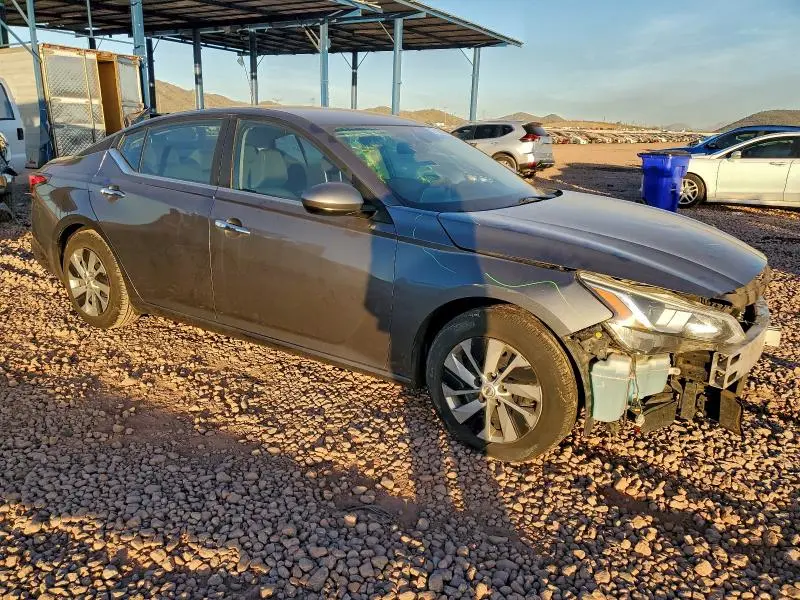 2019 NISSAN ALTIMA S  