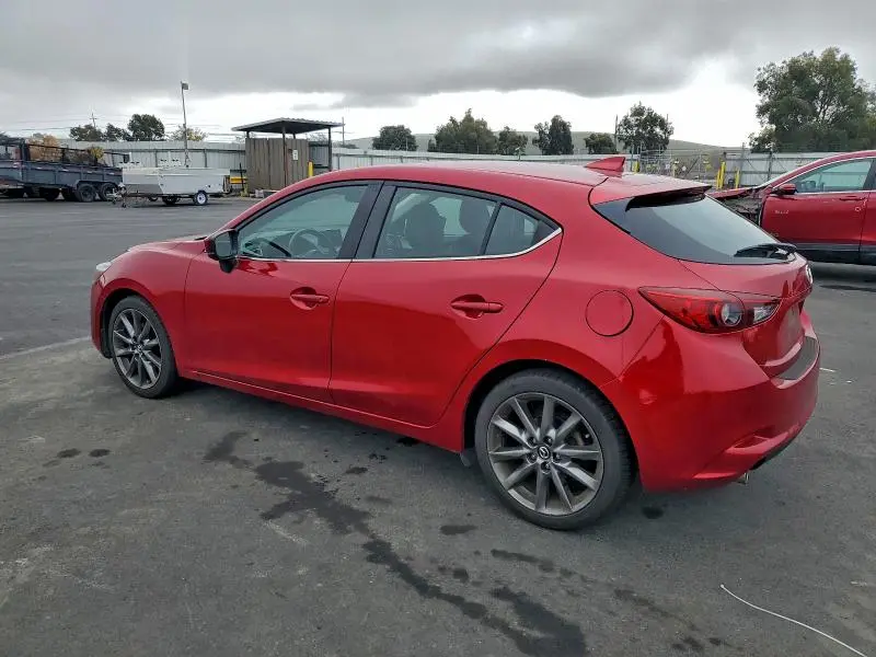 2018 MAZDA 3 TOURING  