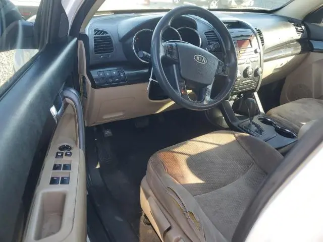 2011 KIA SORENTO BASE  