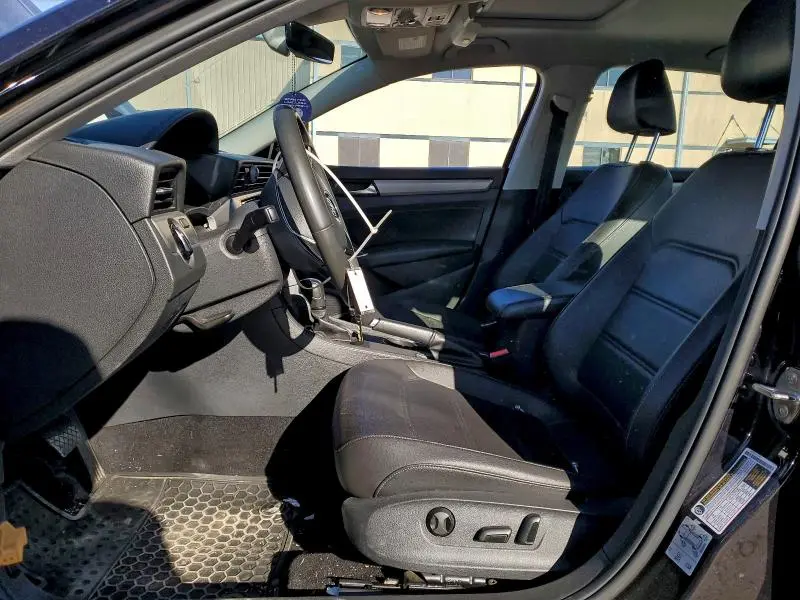 2021 VOLKSWAGEN PASSAT SE  