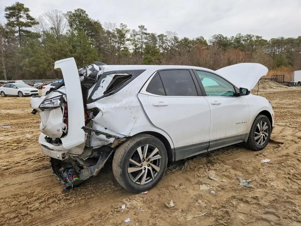 2022 CHEVROLET EQUINOX LT  