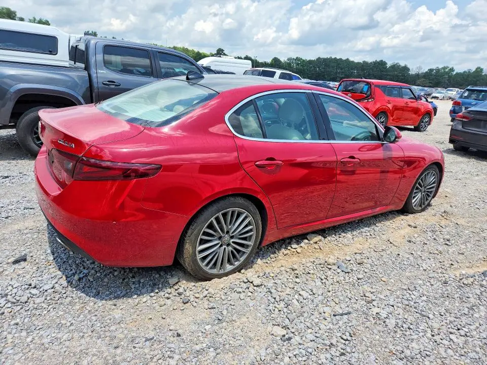 2017 ALFA ROMEO GIULIA TI  