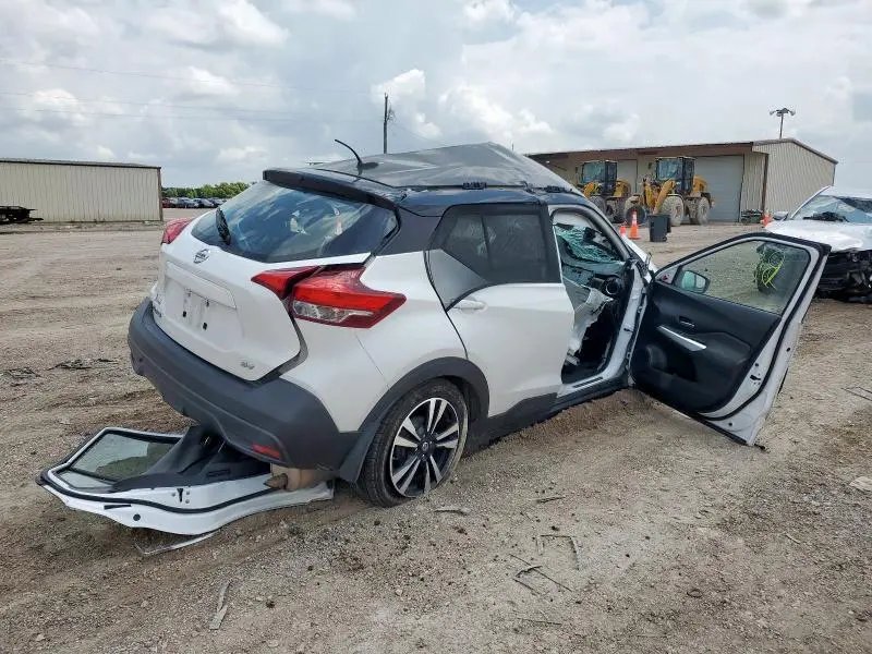 2019 NISSAN KICKS S  