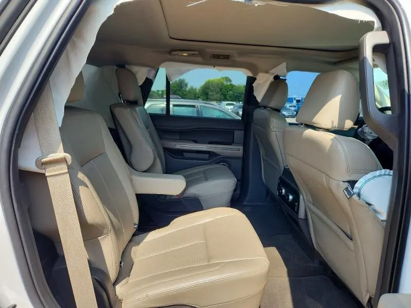 2021 FORD EXPEDITION XLT  