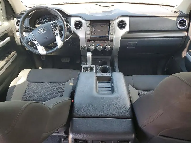 2019 TOYOTA TUNDRA SR5  
