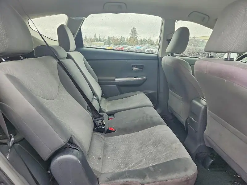 2012 TOYOTA PRIUS V   