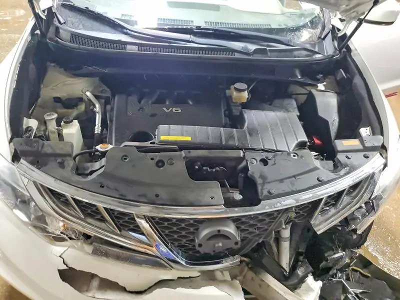 2014 NISSAN MURANO S  