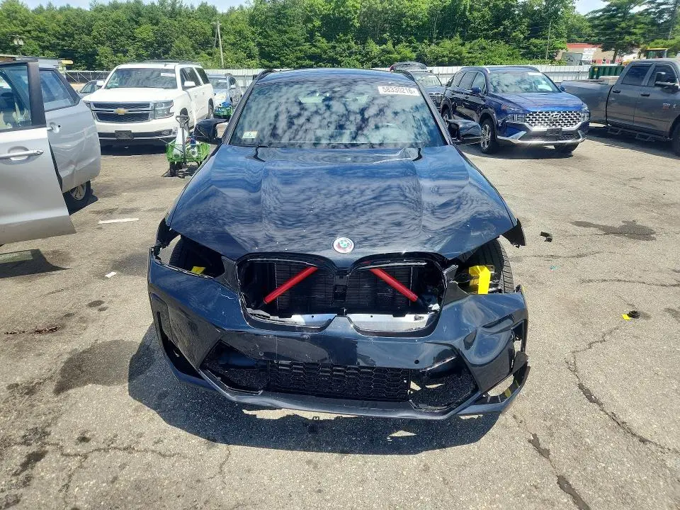 2023 BMW X4 M  