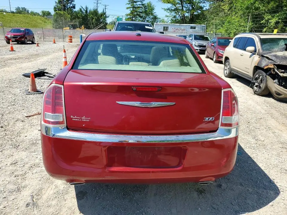 2011 CHRYSLER 300 LIMITED  