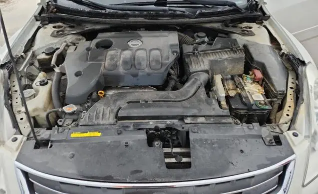 2010 NISSAN ALTIMA BASE  