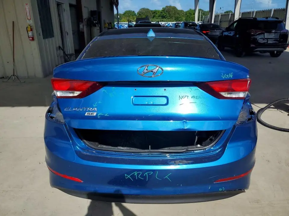 2017 HYUNDAI ELANTRA SE  