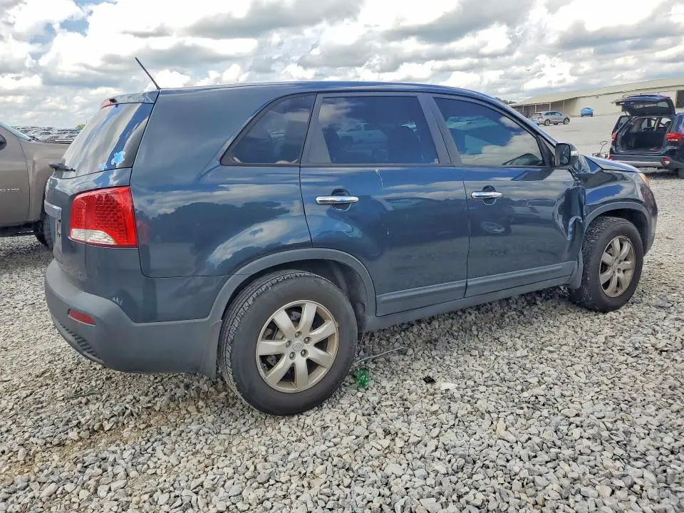 2011 KIA SORENTO LX  