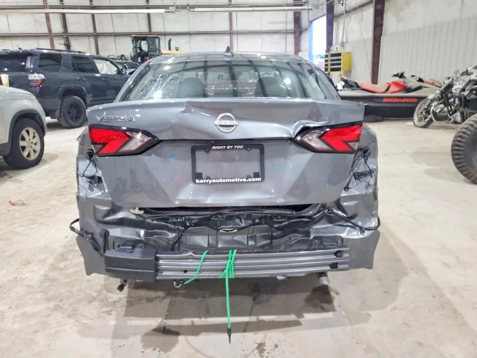2025 NISSAN VERSA SV  