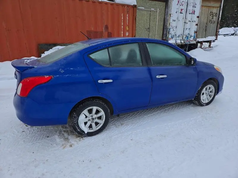 2013 NISSAN VERSA S  