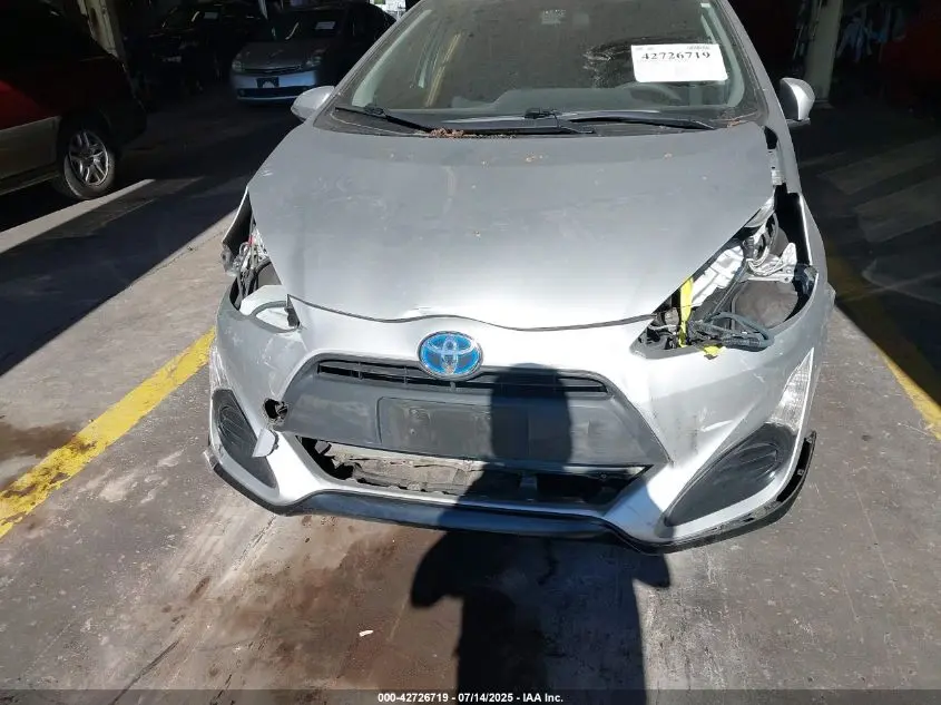 2017 TOYOTA PRIUS C TWO