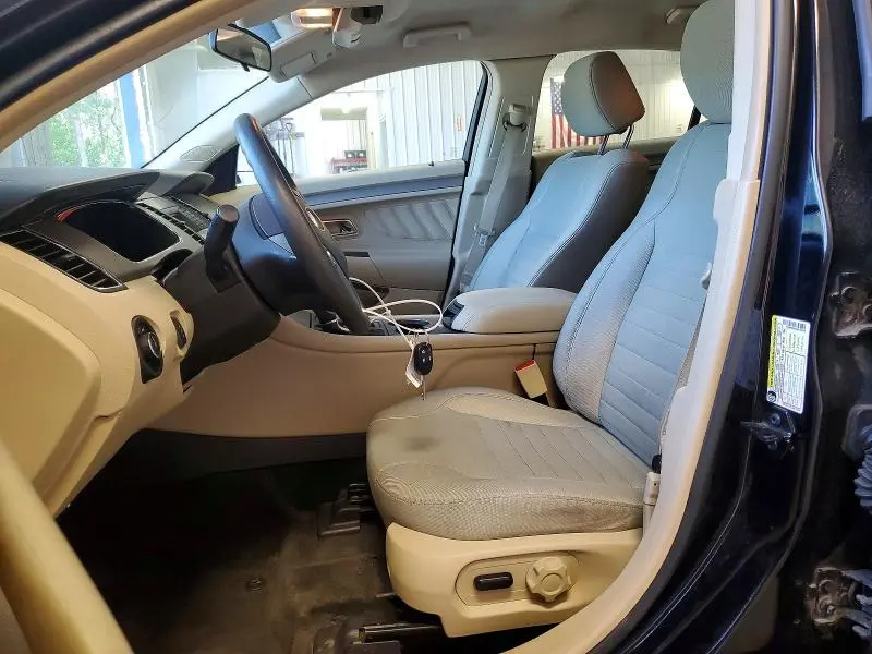 2016 FORD TAURUS SE  