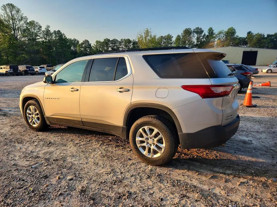 2020 CHEVROLET TRAVERSE LT  