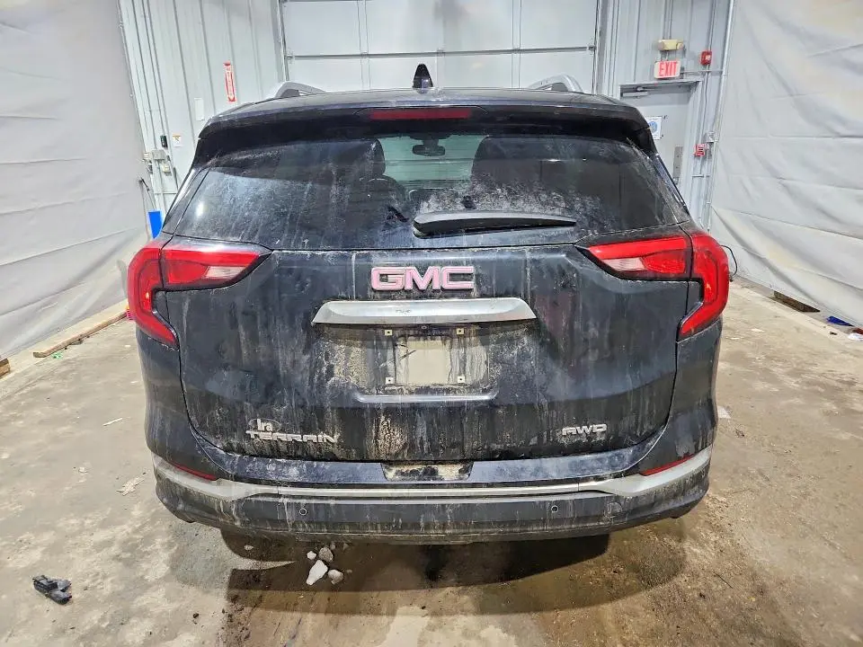 2021 GMC TERRAIN SLT  