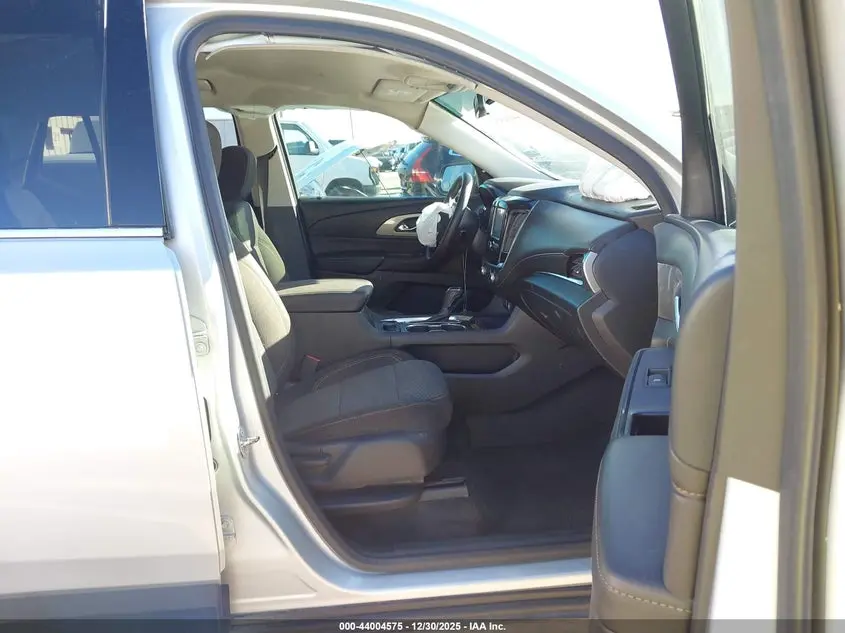 2019 CHEVROLET TRAVERSE LS