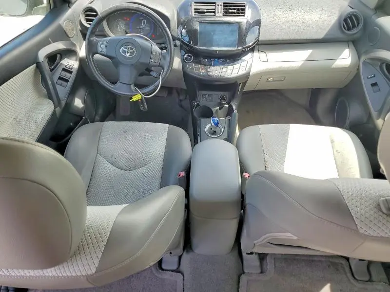2013 TOYOTA RAV4 EV BASE  