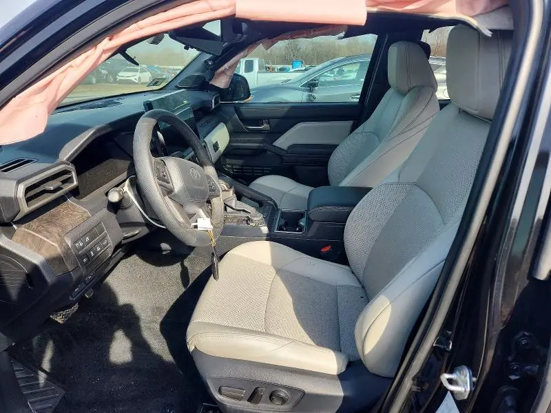 2025 TOYOTA TACOMA LIMITED  