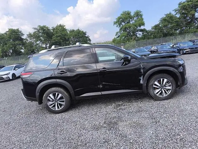 2024 NISSAN PATHFINDER SL  