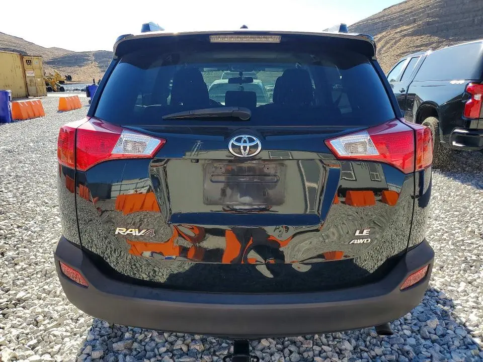 2013 TOYOTA RAV4 LE  