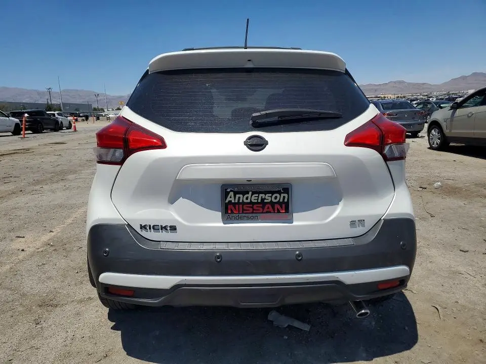 2020 NISSAN KICKS   