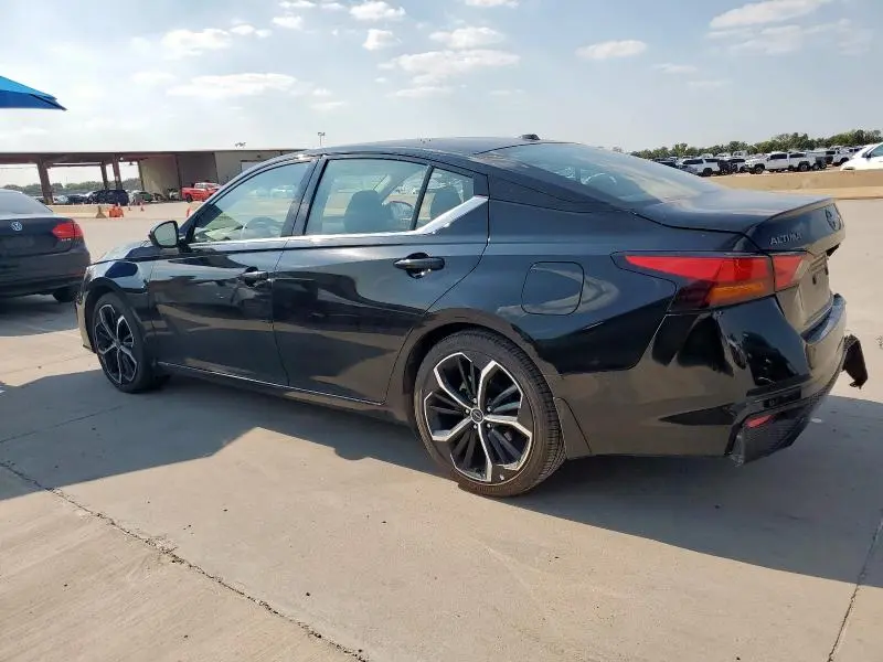 2024 NISSAN ALTIMA SR  