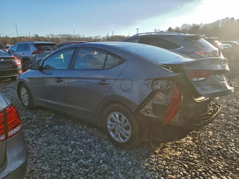 2018 HYUNDAI ELANTRA SE  